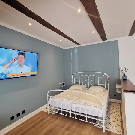 Urban Alte Backstube 2-4 Personen Wlan Gegenueber Vom *